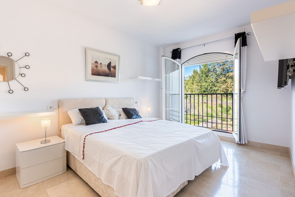 3 Bedroom Apartment for Sale in Los Arqueros — 4