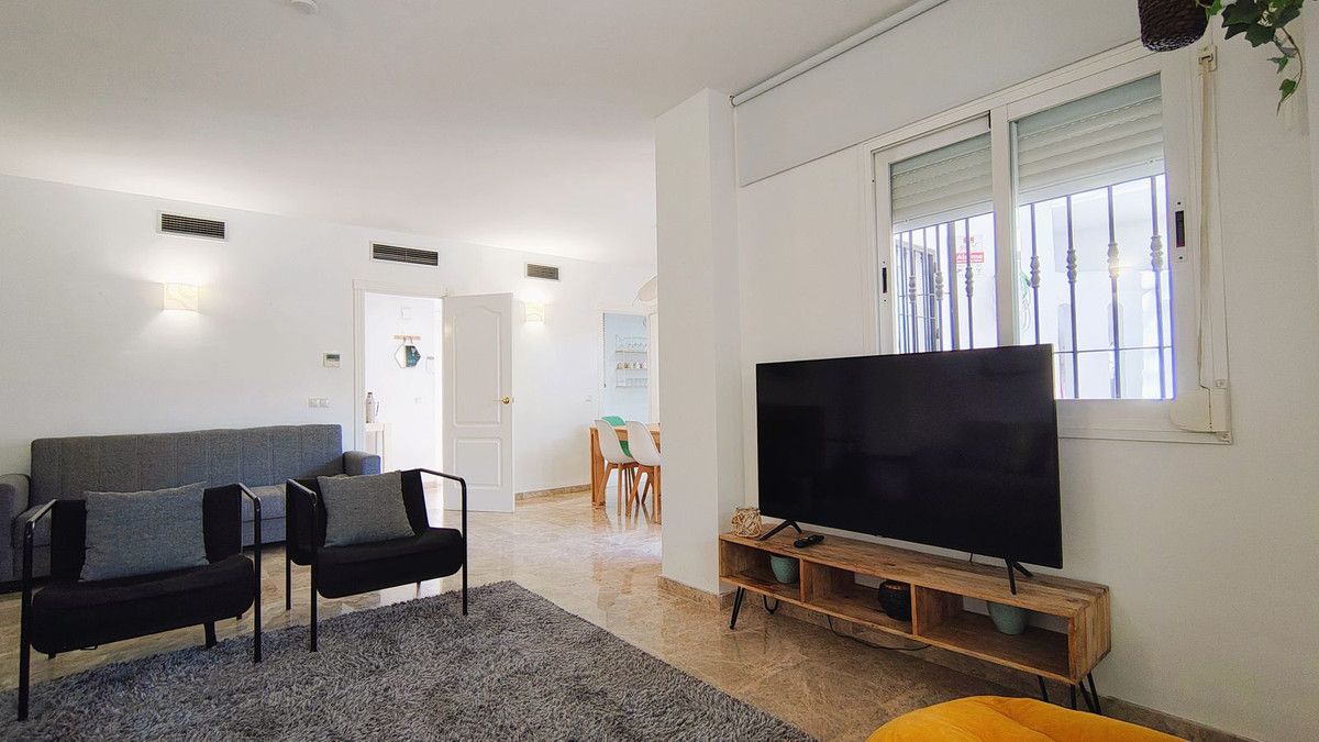 3 Bedroom Apartment for Sale in Nueva Andalucía — 7