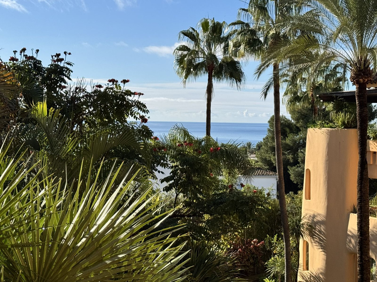 3 Bedroom Apartment for Sale in Sierra Blanca