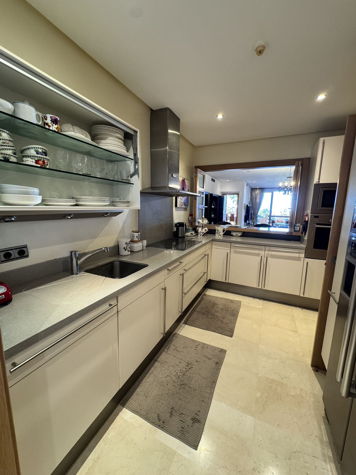 3 Bedroom Apartment for Sale in Sierra Blanca — 5