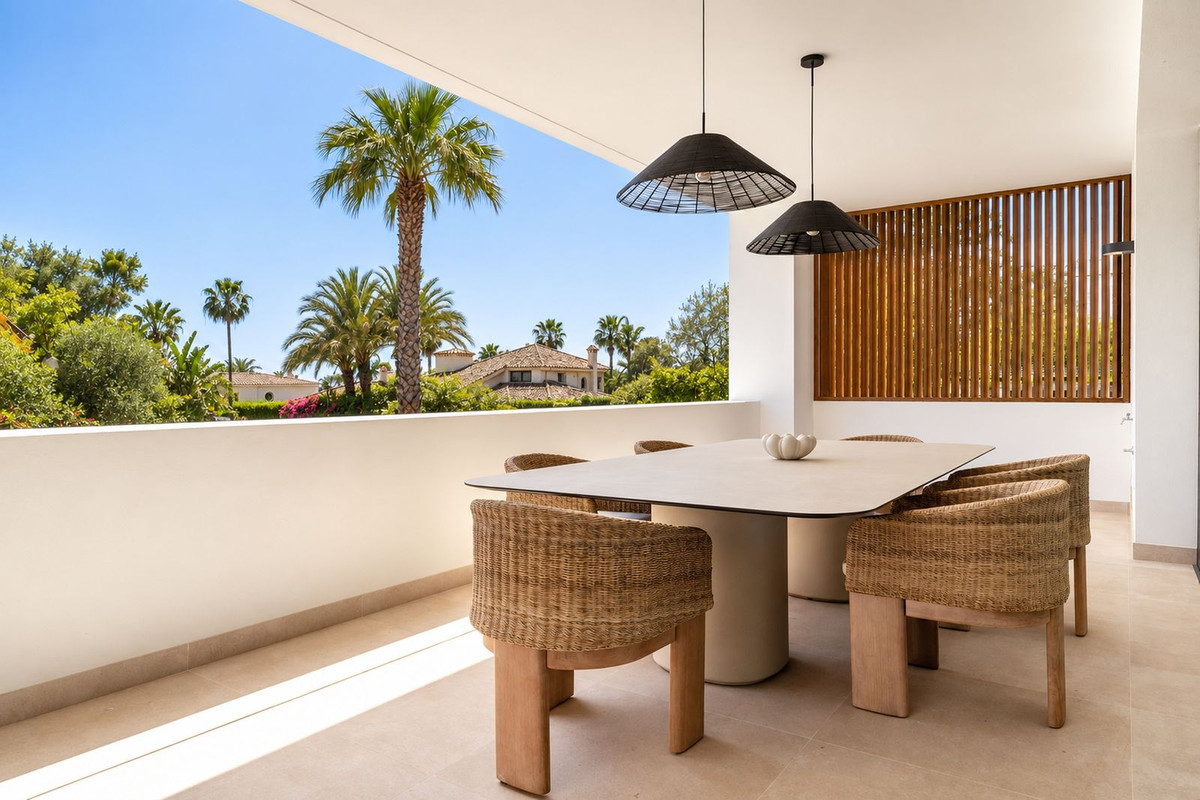 5 Bedroom Villa for Sale in Nagüeles — view 11