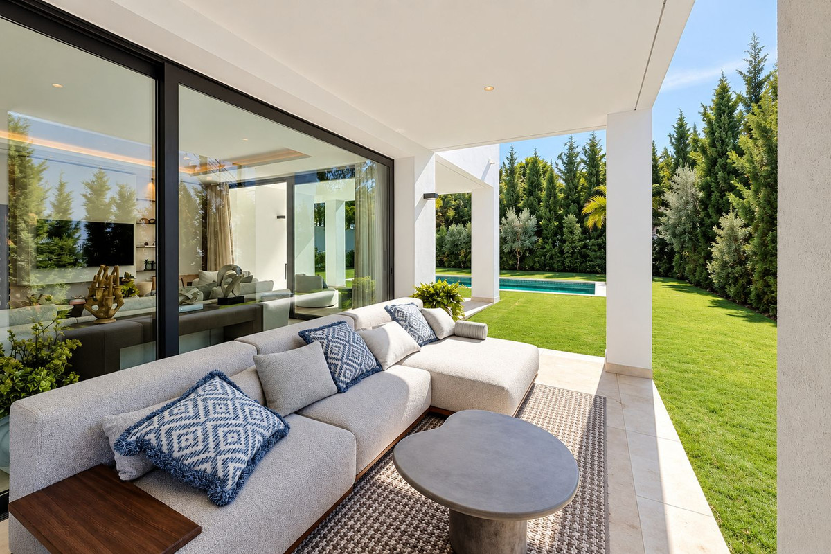 5 Bedroom Villa for Sale in Nagüeles — view 12