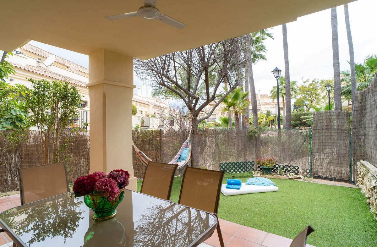 4 Bedroom Villa for Sale in Nueva Andalucía — view 12