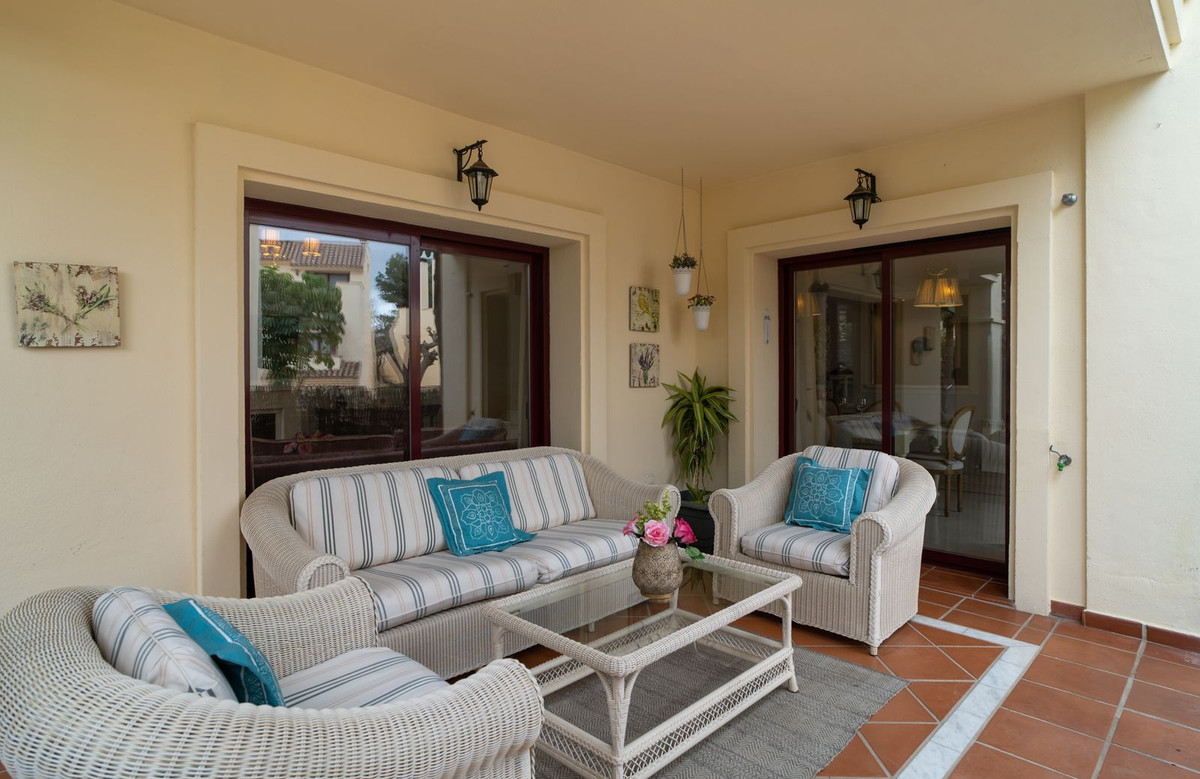 4 Bedroom Villa for Sale in Nueva Andalucía — view 10