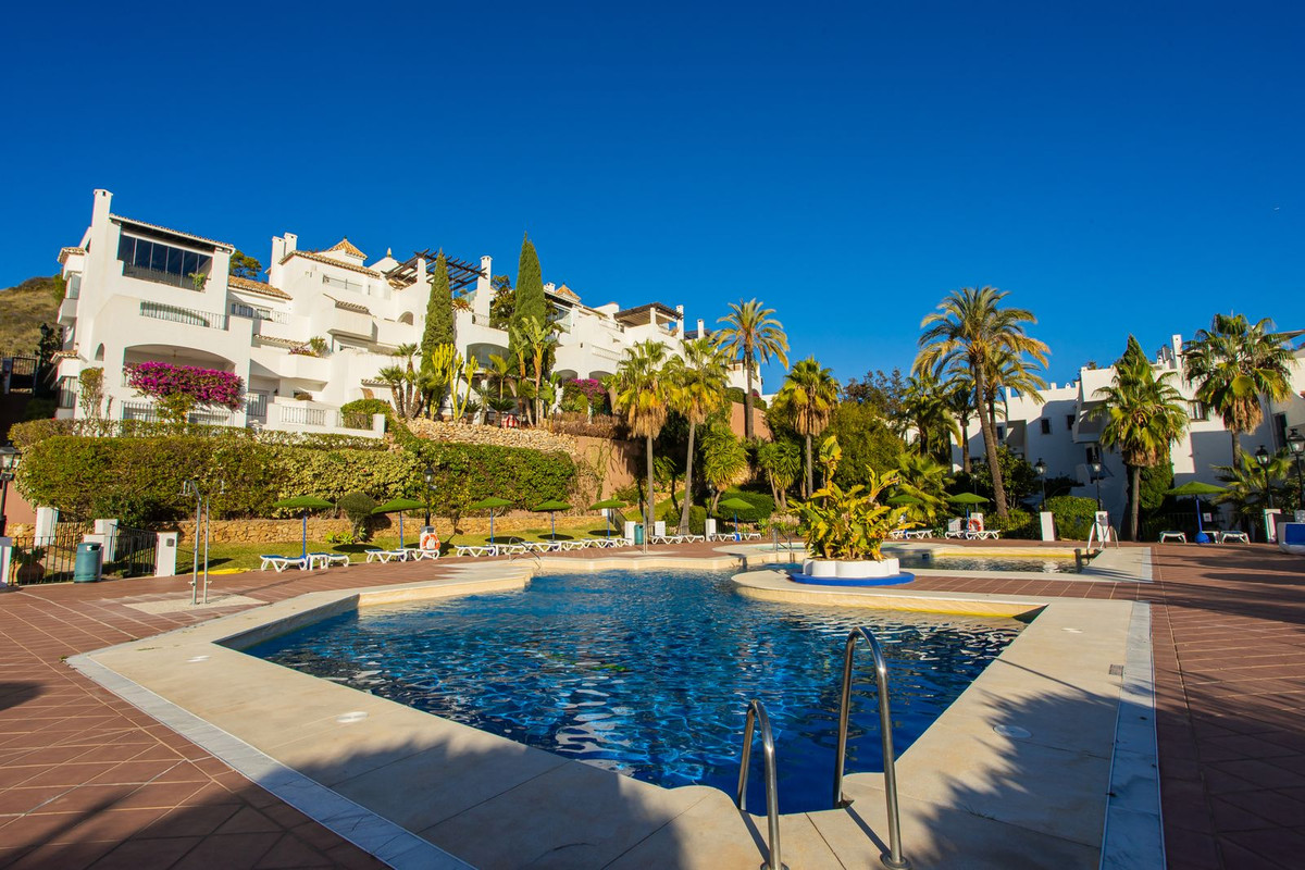 2 Bedroom Apartment for Sale in The Golden Mile