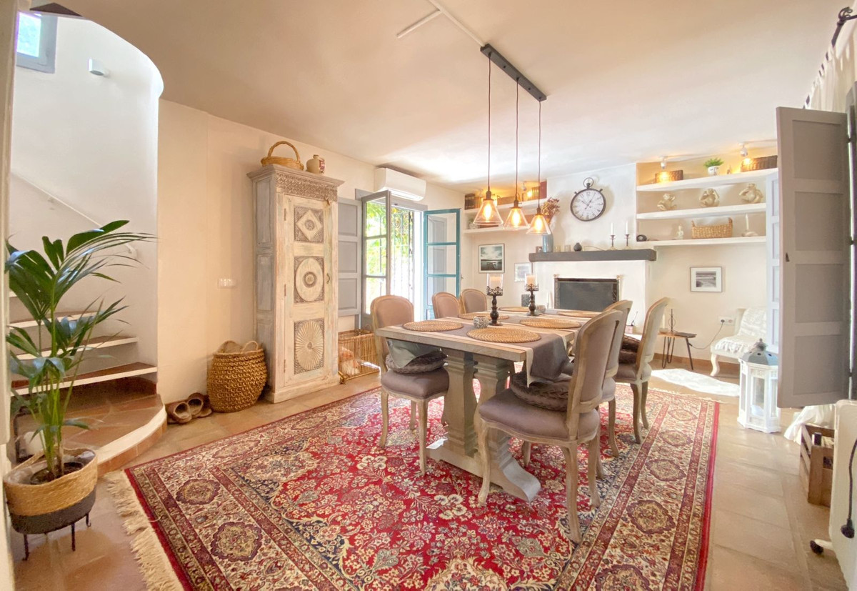 3 Bedroom Villa for Sale in Marbella — 2