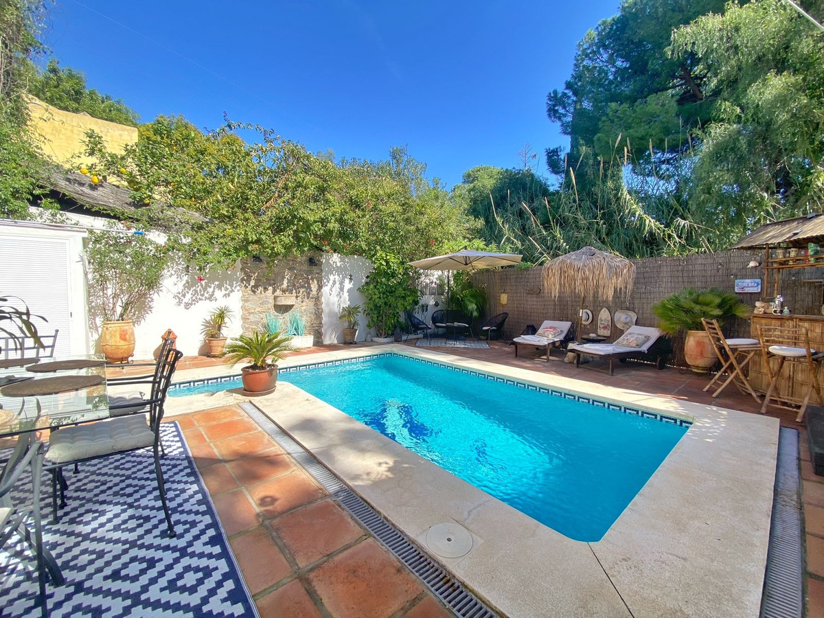 3 Bedroom Villa for Sale in Marbella — view 10