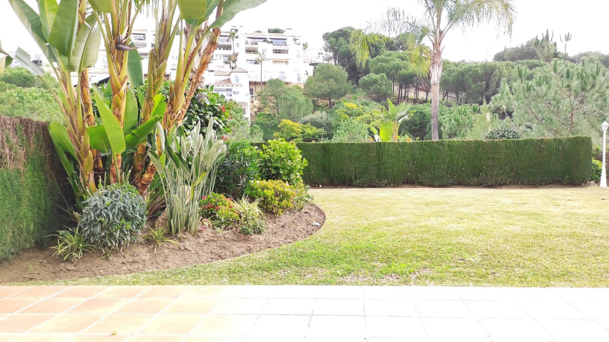 3 Bedroom Apartment for Sale in Benahavís — 4
