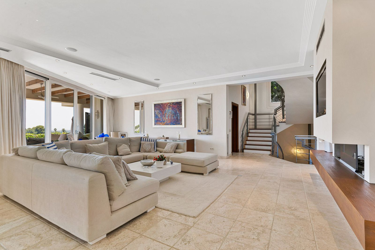 5 Bedroom Villa for Sale in La Quinta — 4