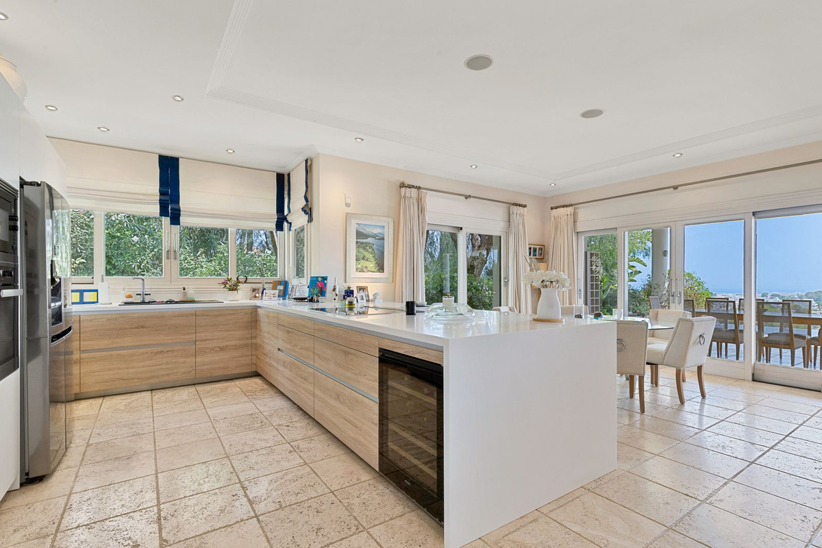 5 Bedroom Villa for Sale in La Quinta — 6