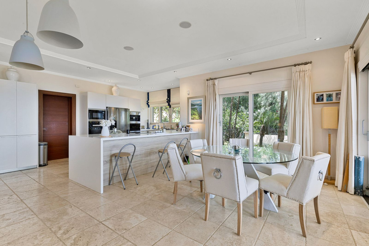 5 Bedroom Villa for Sale in La Quinta — 7