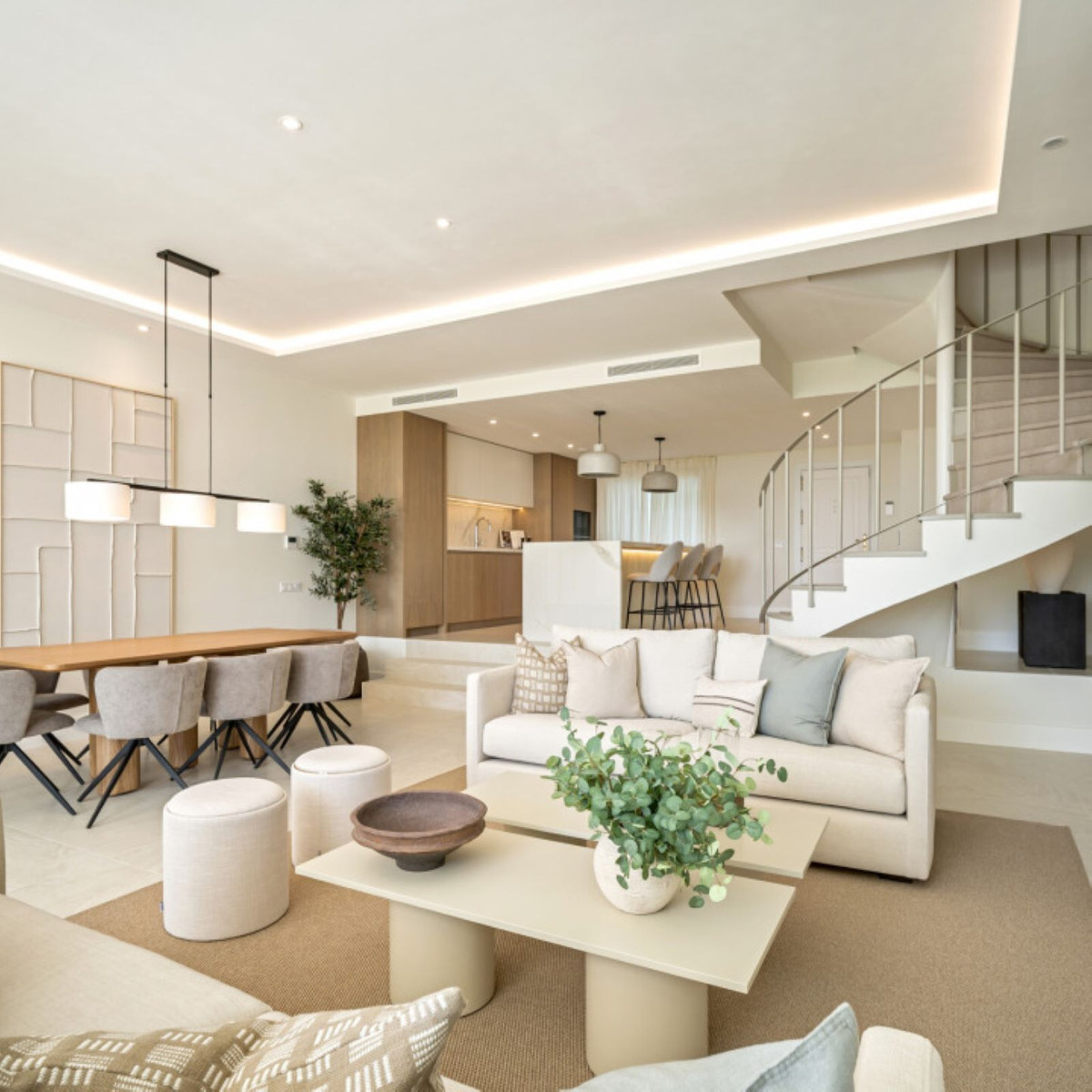 4 Bedroom Villa for Sale in La Quinta — 3