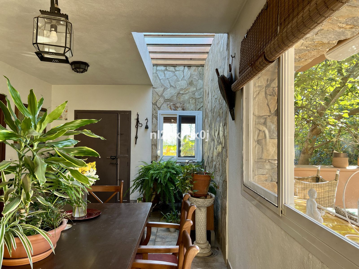 5 Bedroom Villa for Sale in Marbella — 6