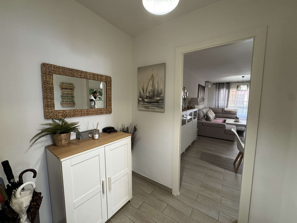 3 Bedroom Apartment for Sale in Marbella — 2