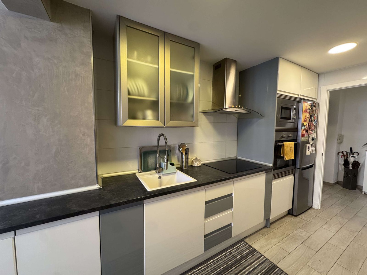 3 Bedroom Apartment for Sale in Marbella — 8