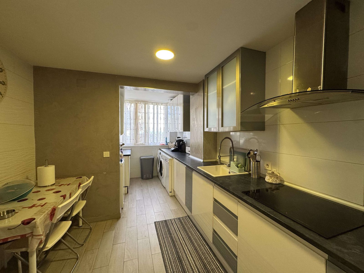 3 Bedroom Apartment for Sale in Marbella — 9