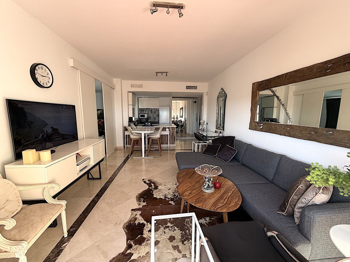 2 Bedroom Apartment for Sale in Bel Air — 6