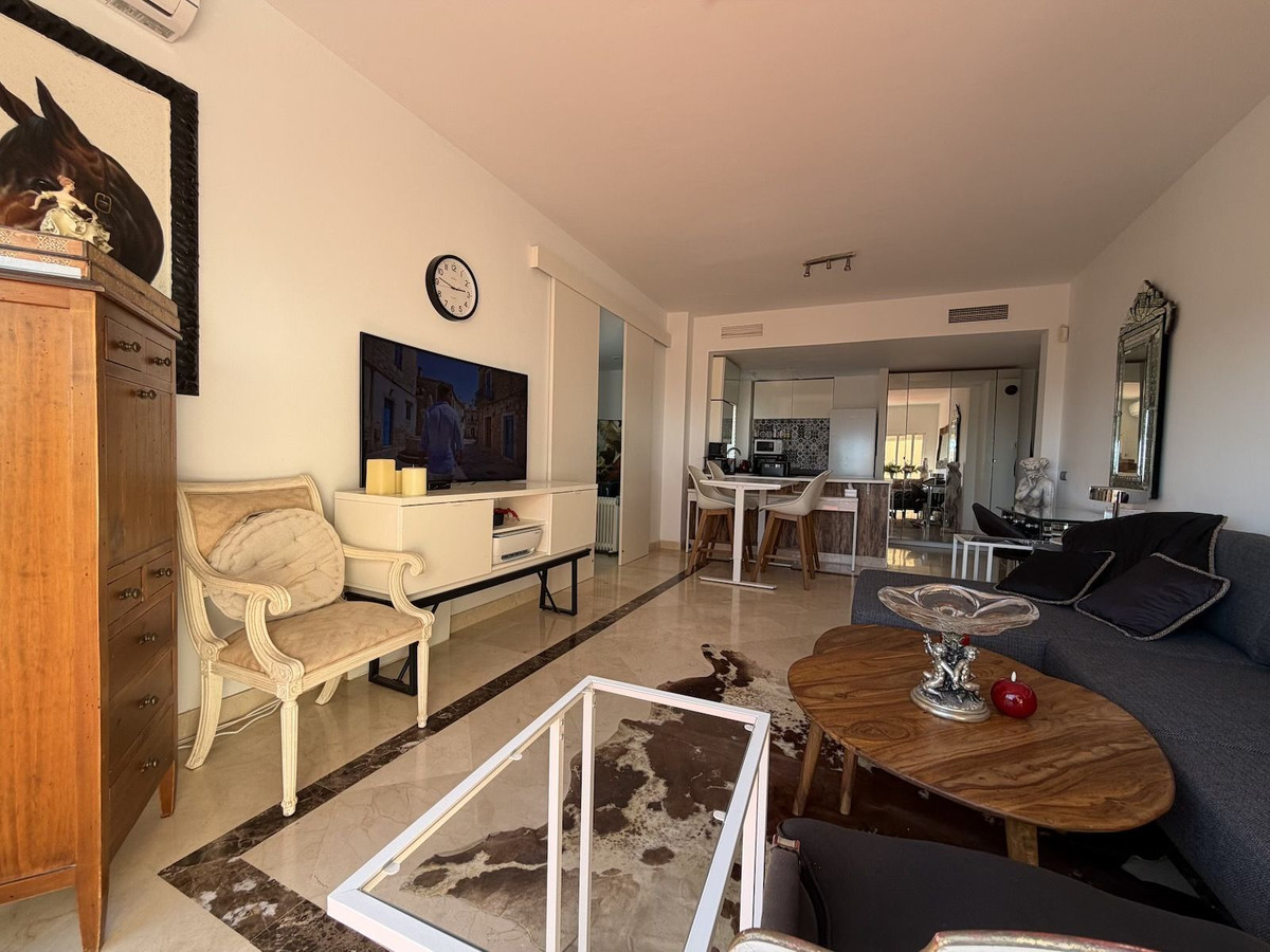 2 Bedroom Apartment for Sale in Bel Air — 7