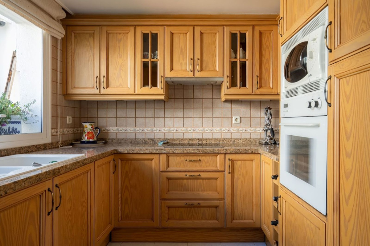 4 Bedroom Villa for Sale in New Golden Mile — 7