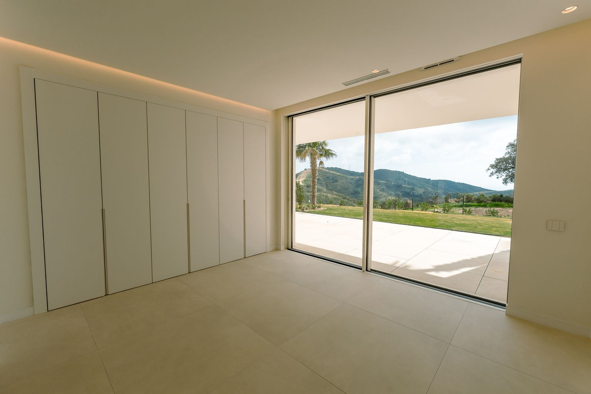 2 Bedroom Apartment for Sale in Ojén — 7