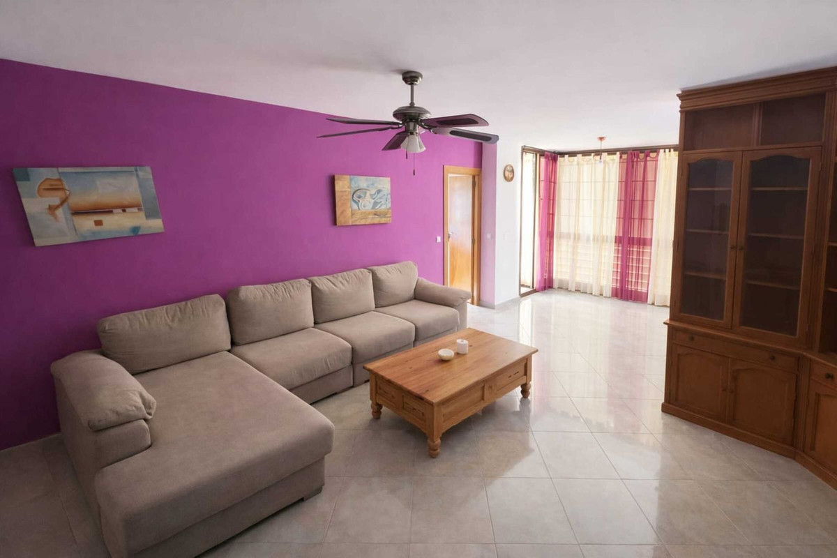 3 Bedroom Apartment for Sale in Marbella