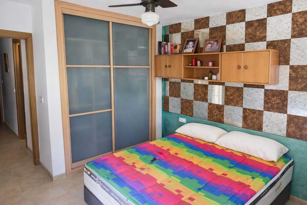3 Bedroom Apartment for Sale in Marbella — 3