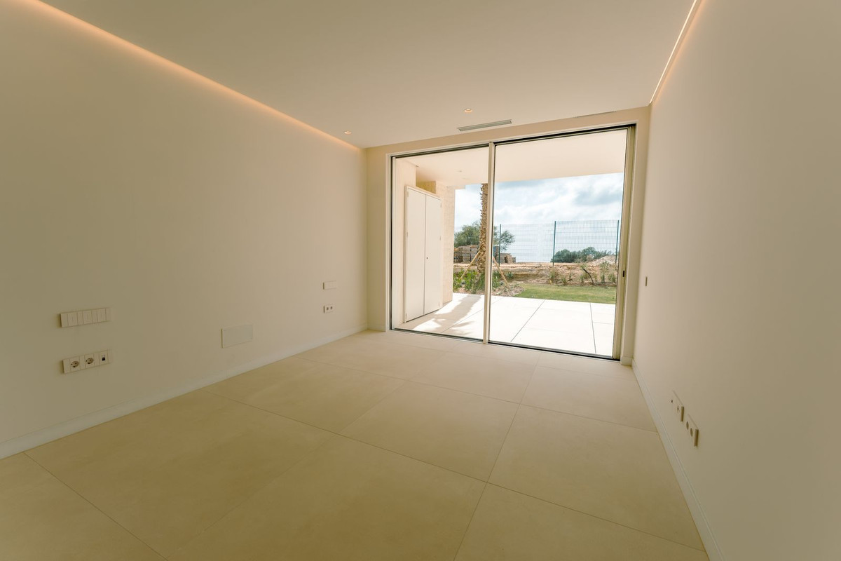 3 Bedroom Apartment for Sale in Ojén — 9