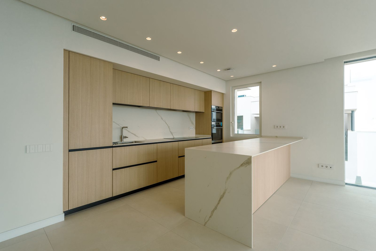 3 Bedroom Apartment for Sale in Ojén — 2