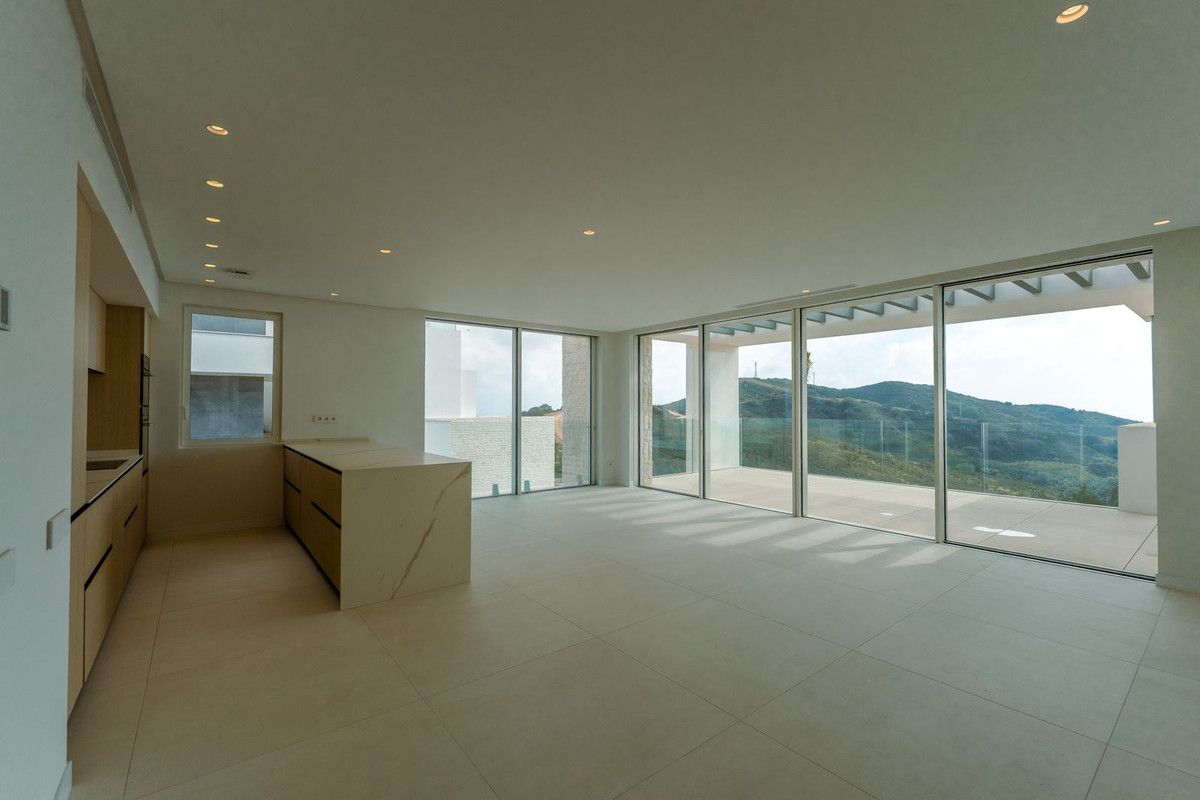 3 Bedroom Apartment for Sale in Ojén — 3