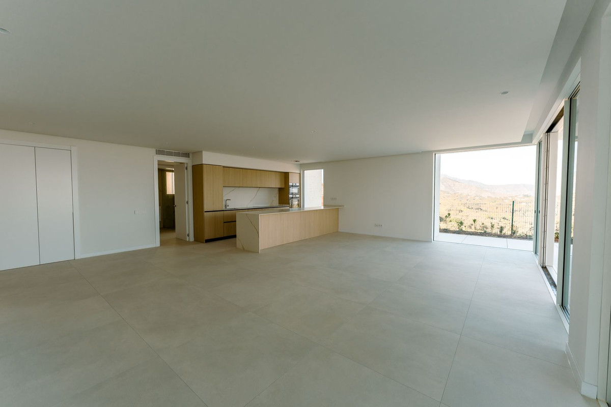 3 Bedroom Apartment for Sale in Ojén — 3