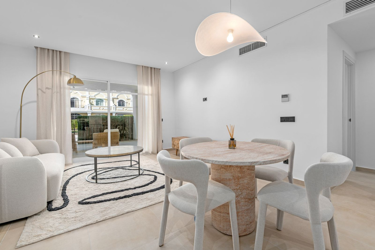 3 Bedroom Apartment for Sale in Marbella