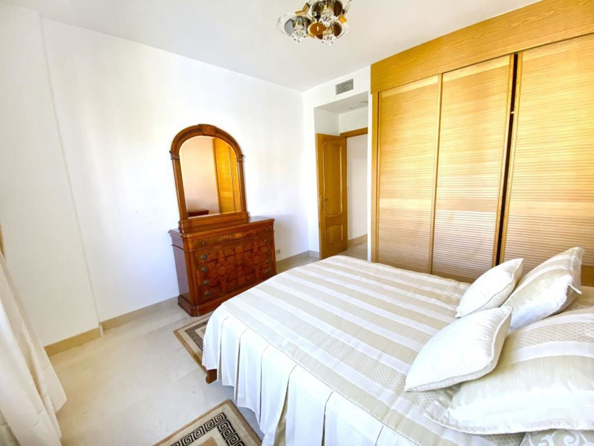 3 Bedroom Apartment for Sale in Marbella — 7