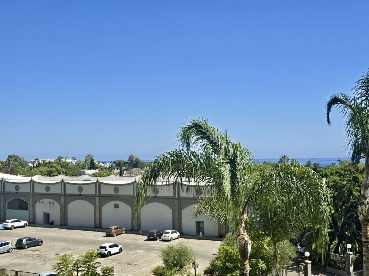 3 Bedroom Apartment for Sale in Marbella — 8