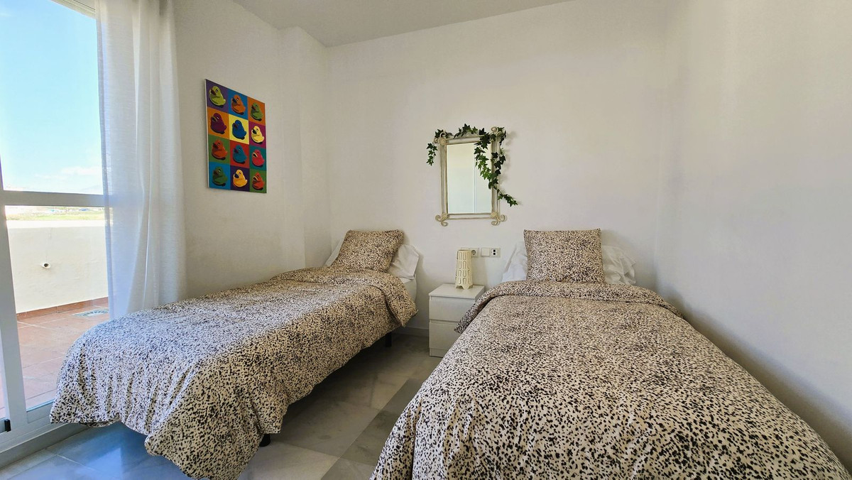 2 Bedroom Apartment for Sale in Nueva Andalucía — view 13