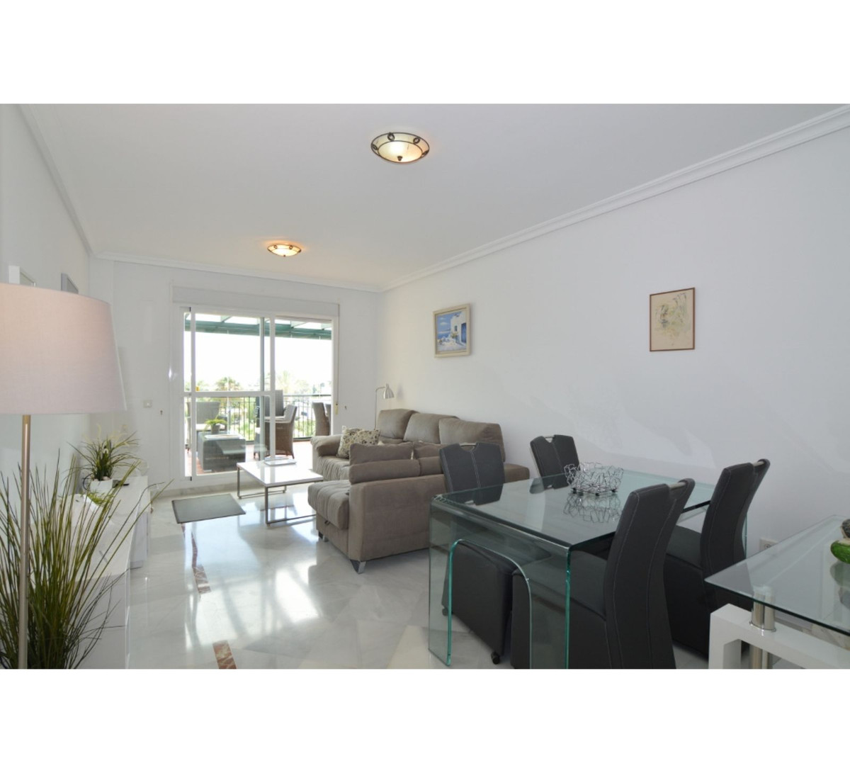 2 Bedroom Apartment for Sale in Nueva Andalucía — 6