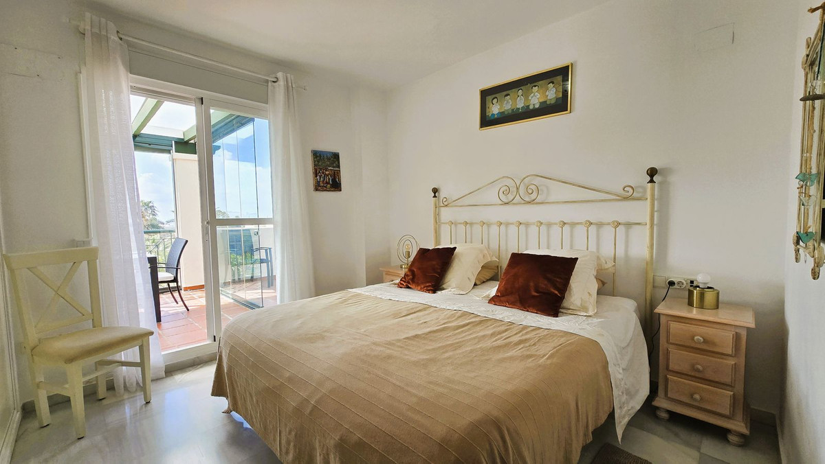 2 Bedroom Apartment for Sale in Nueva Andalucía — view 10