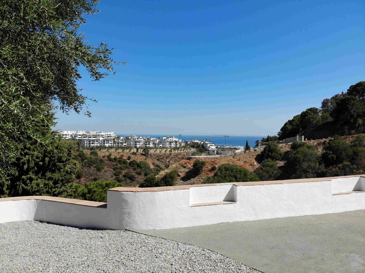 5 Bedroom Villa for Sale in Estepona — view 18