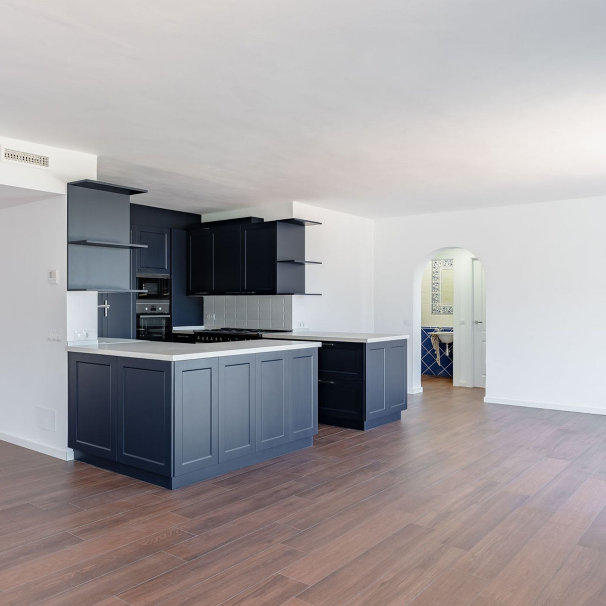 5 Bedroom Villa for Sale in Estepona — 6