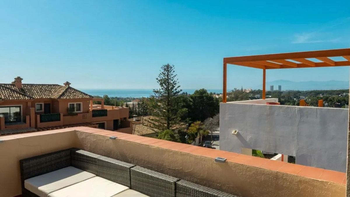 3 Bedroom Villa for Sale in Marbella — 4