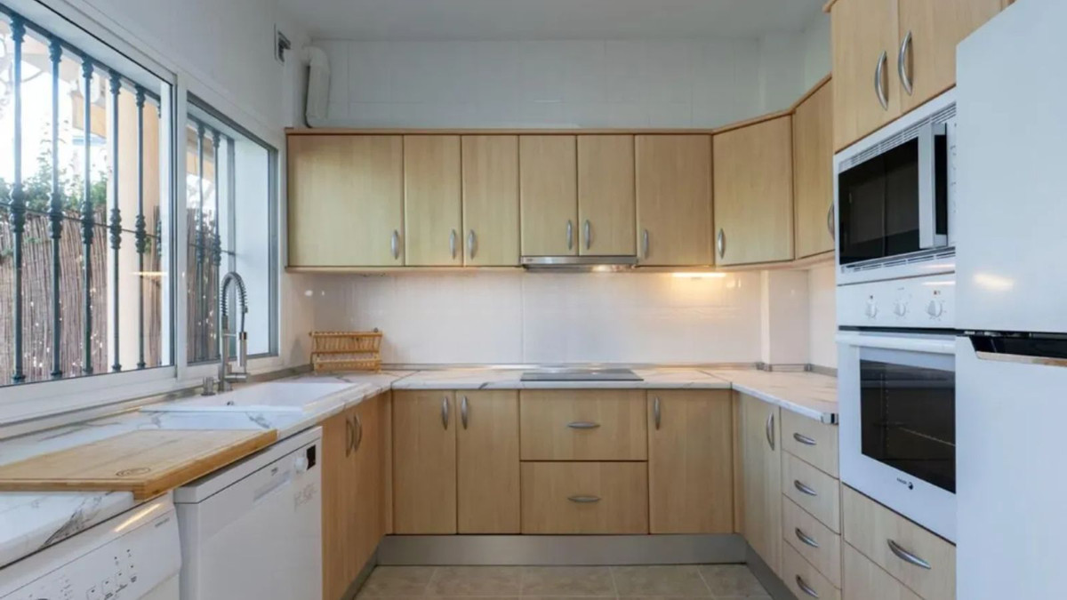 3 Bedroom Villa for Sale in Marbella — 6