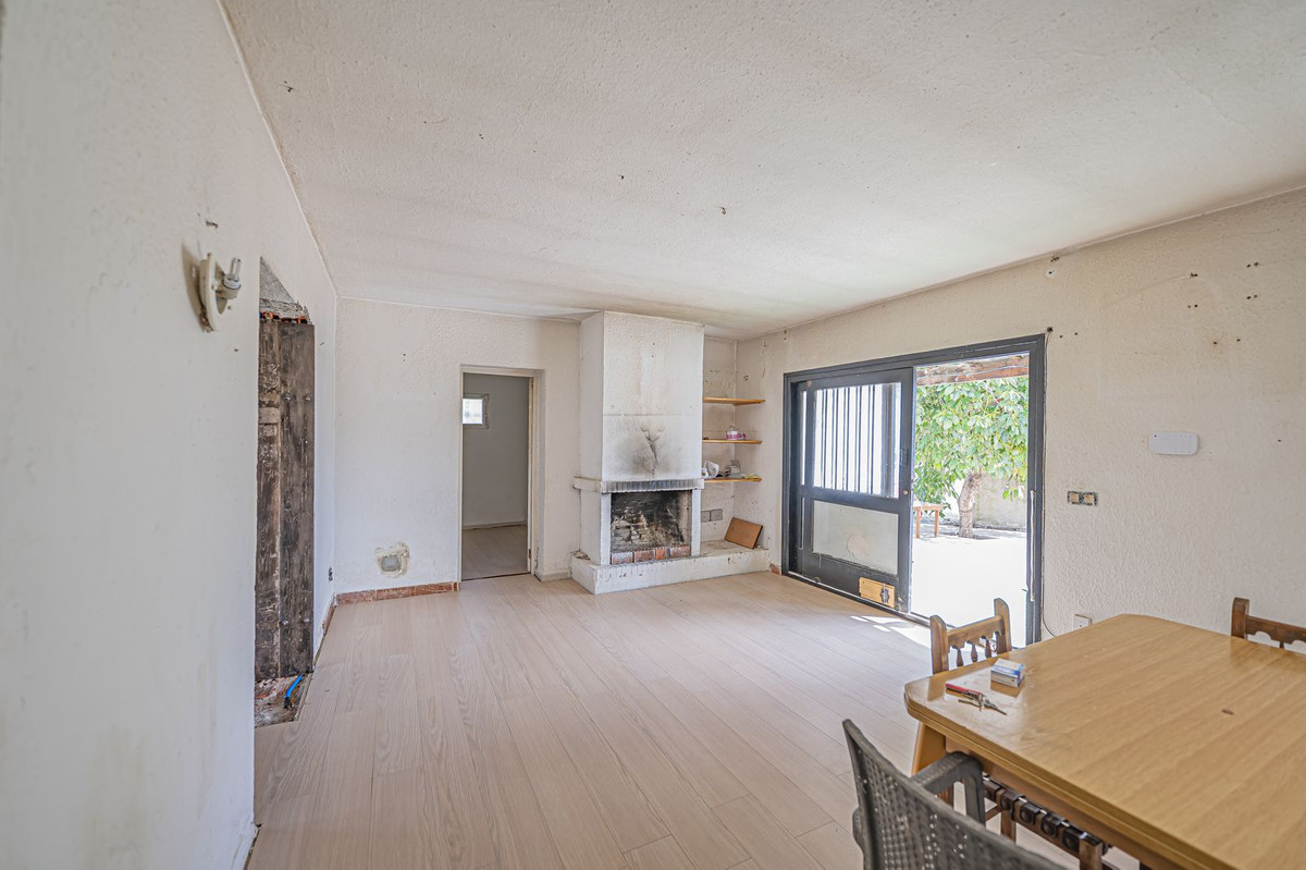 Plot for Sale in Costalita — 4