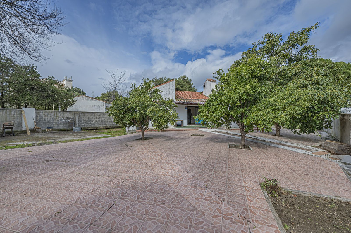 Plot for Sale in Costalita — 6