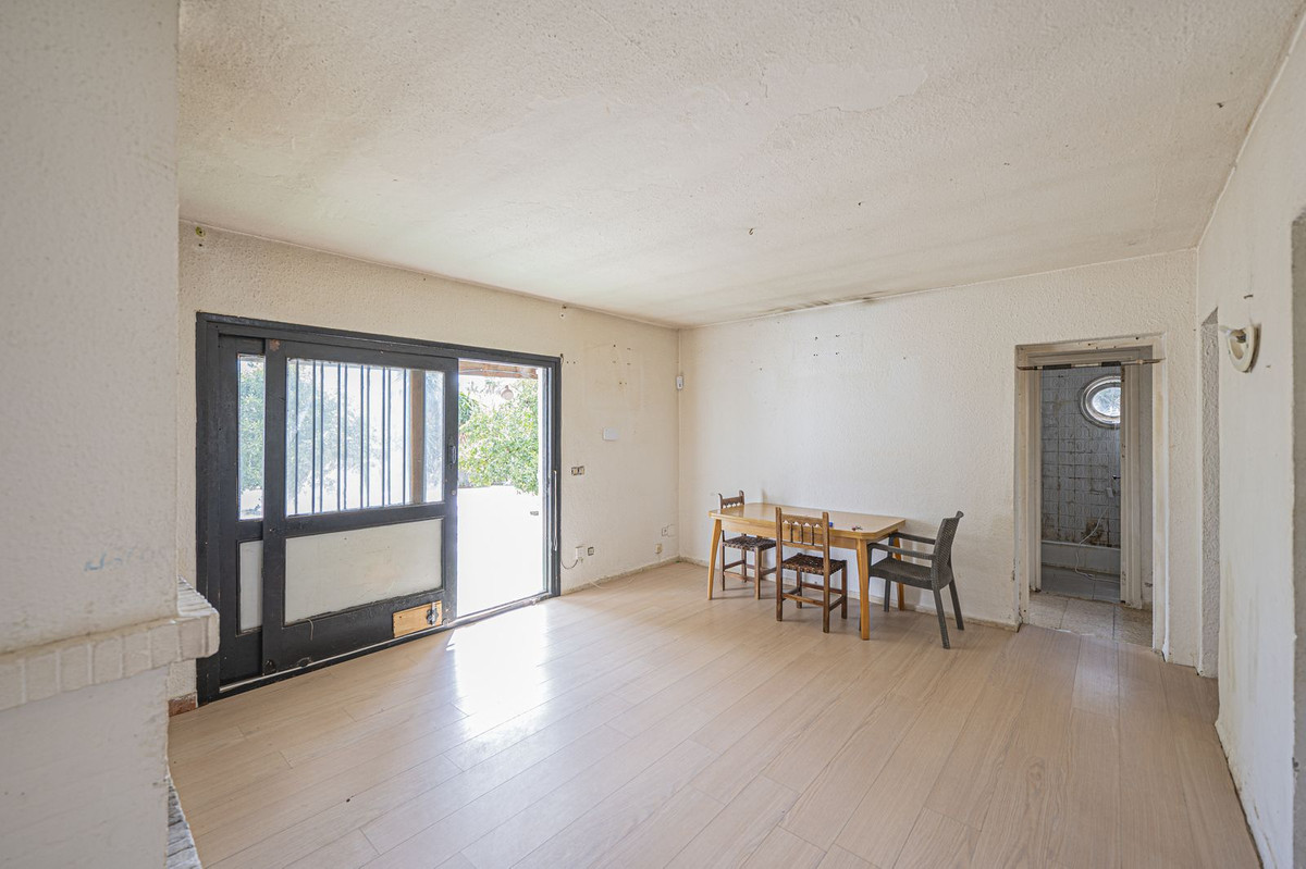 Plot for Sale in Costalita — 7