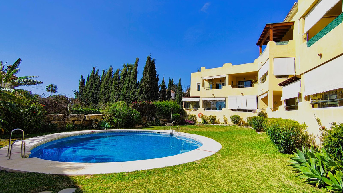 2 Bedroom Apartment for Sale in Marbella