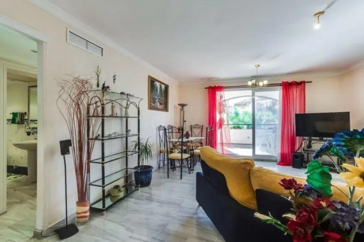 4 Bedroom Apartment for Sale in Marbella — 9