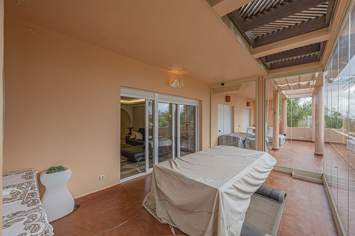 3 Bedroom Apartment for Sale in Nueva Andalucía — 5