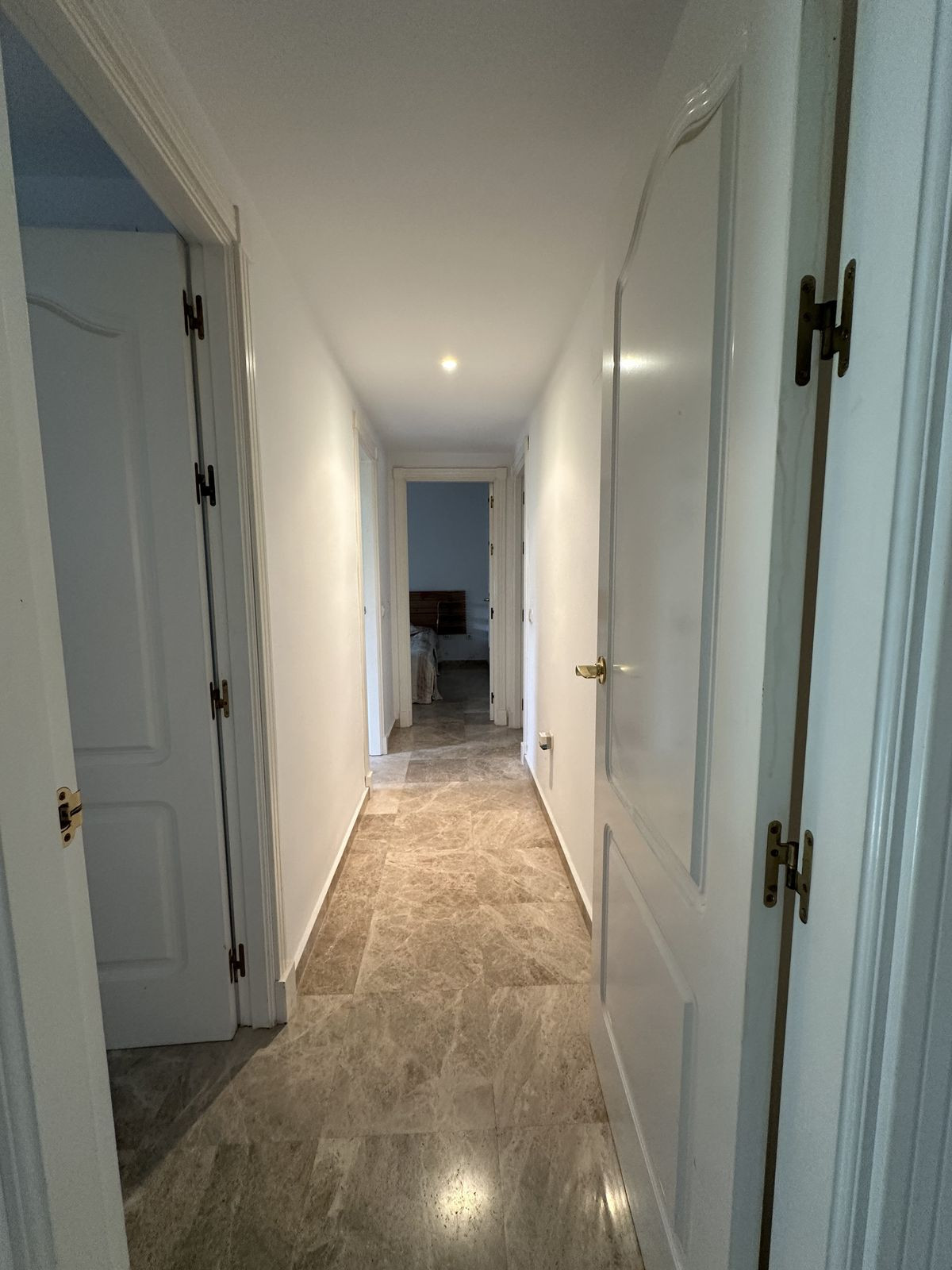 3 Bedroom Apartment for Sale in Puerto Banús — 9