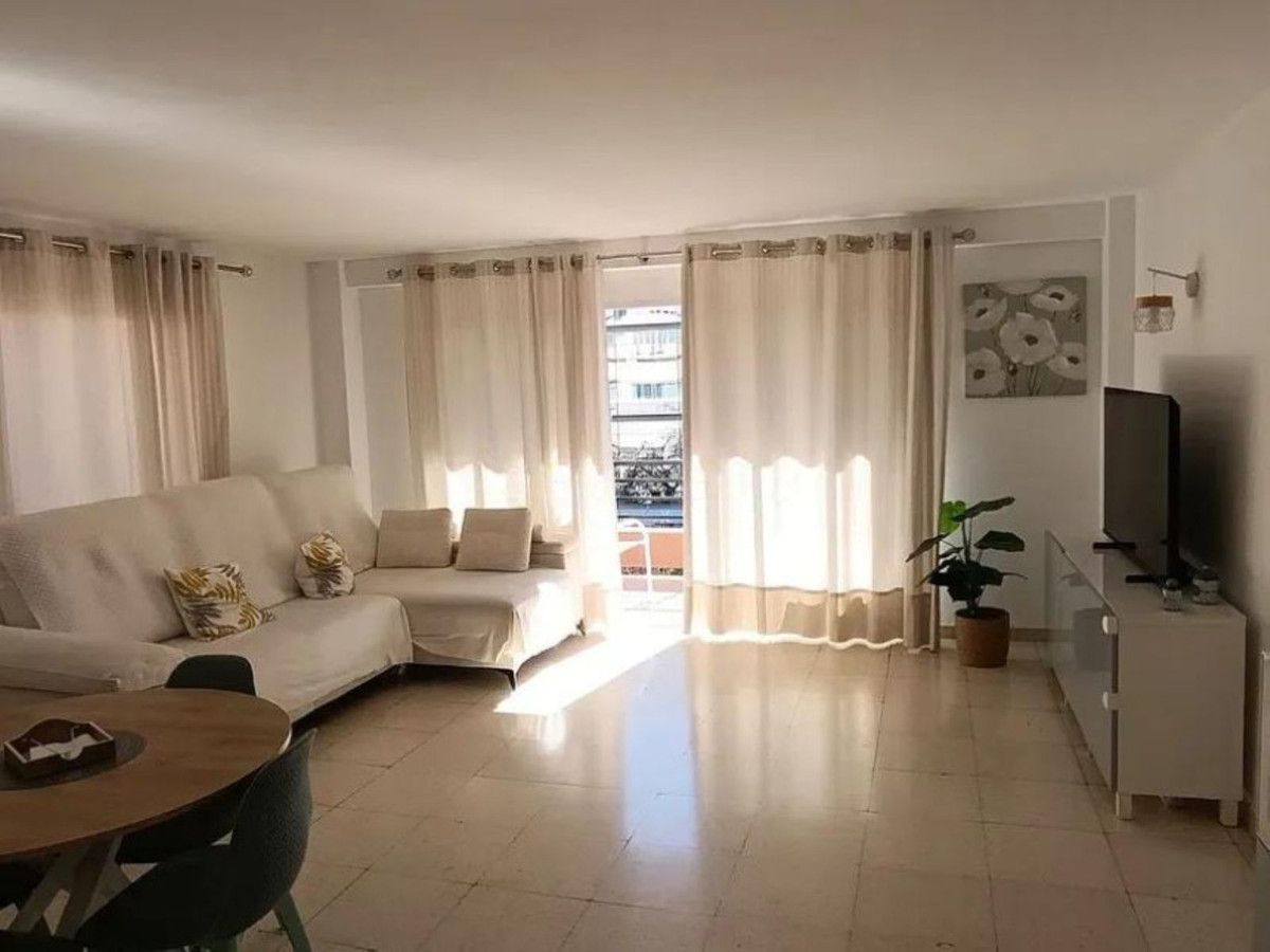 4 Bedroom Apartment for Sale in Marbella — 3
