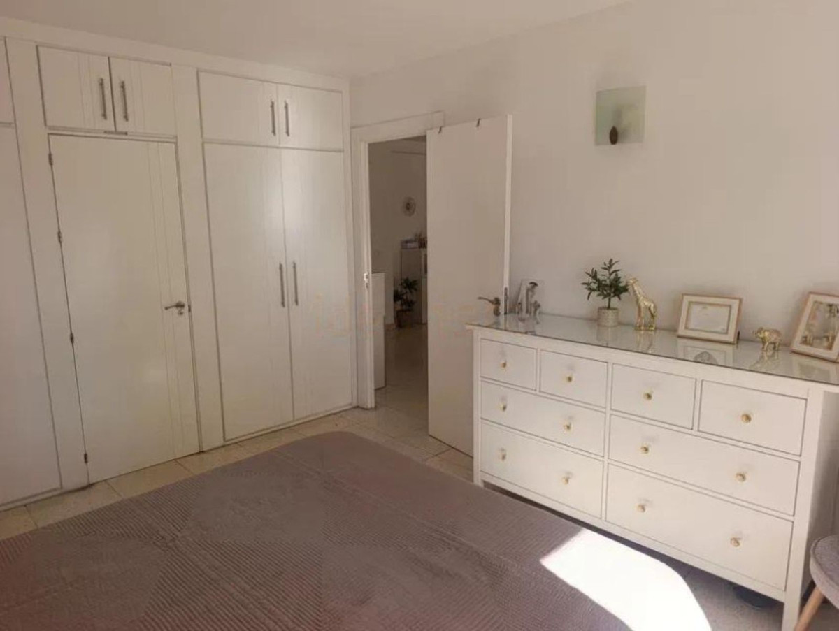 4 Bedroom Apartment for Sale in Marbella — 9