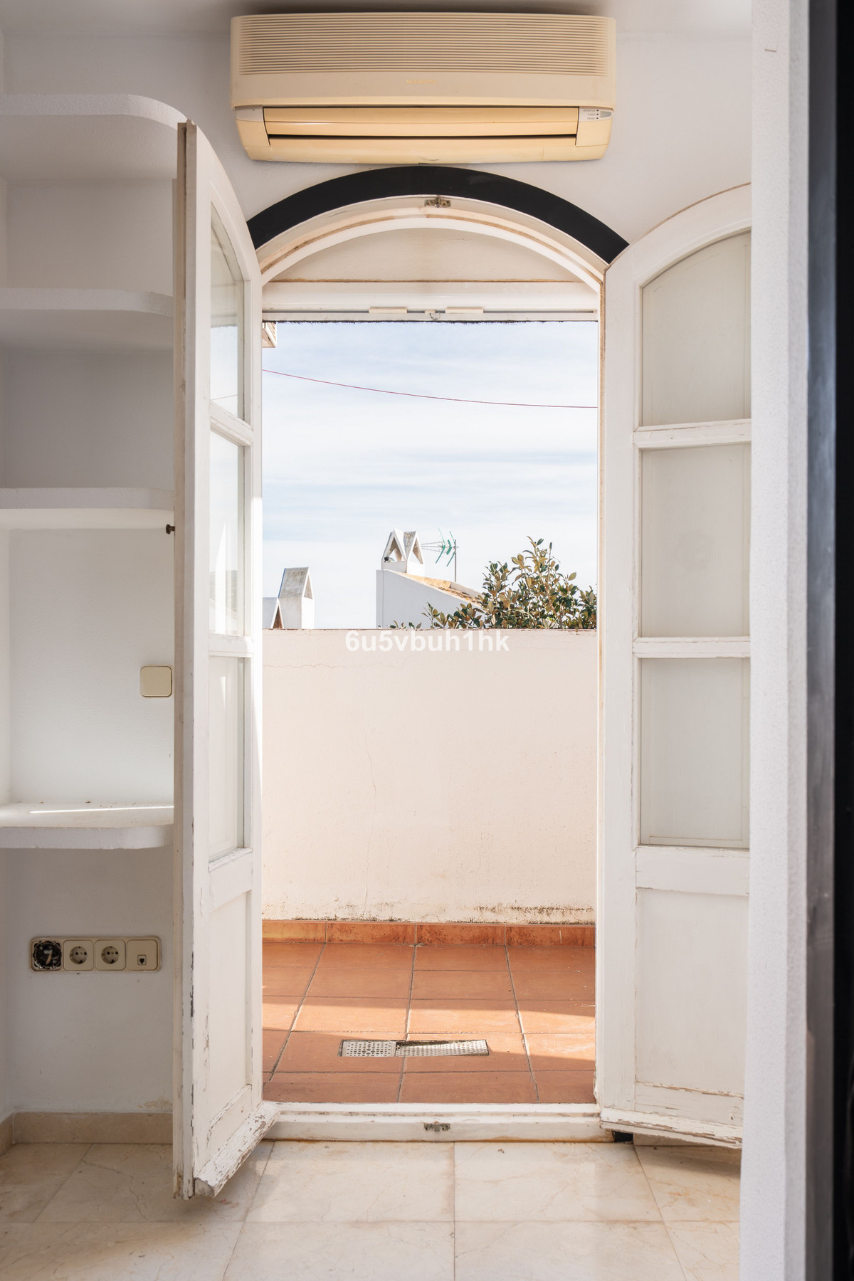 4 Bedroom Villa for Sale in Nueva Andalucía — view 14